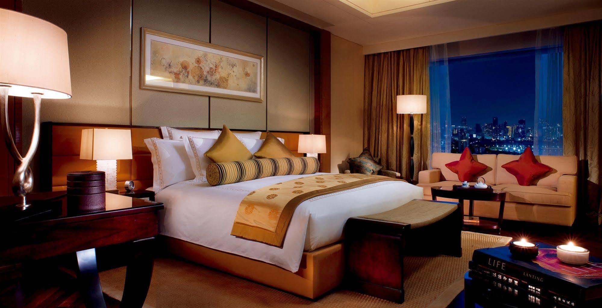 Hotel The Ritz-Carlton, Shenzhen Zimmer foto